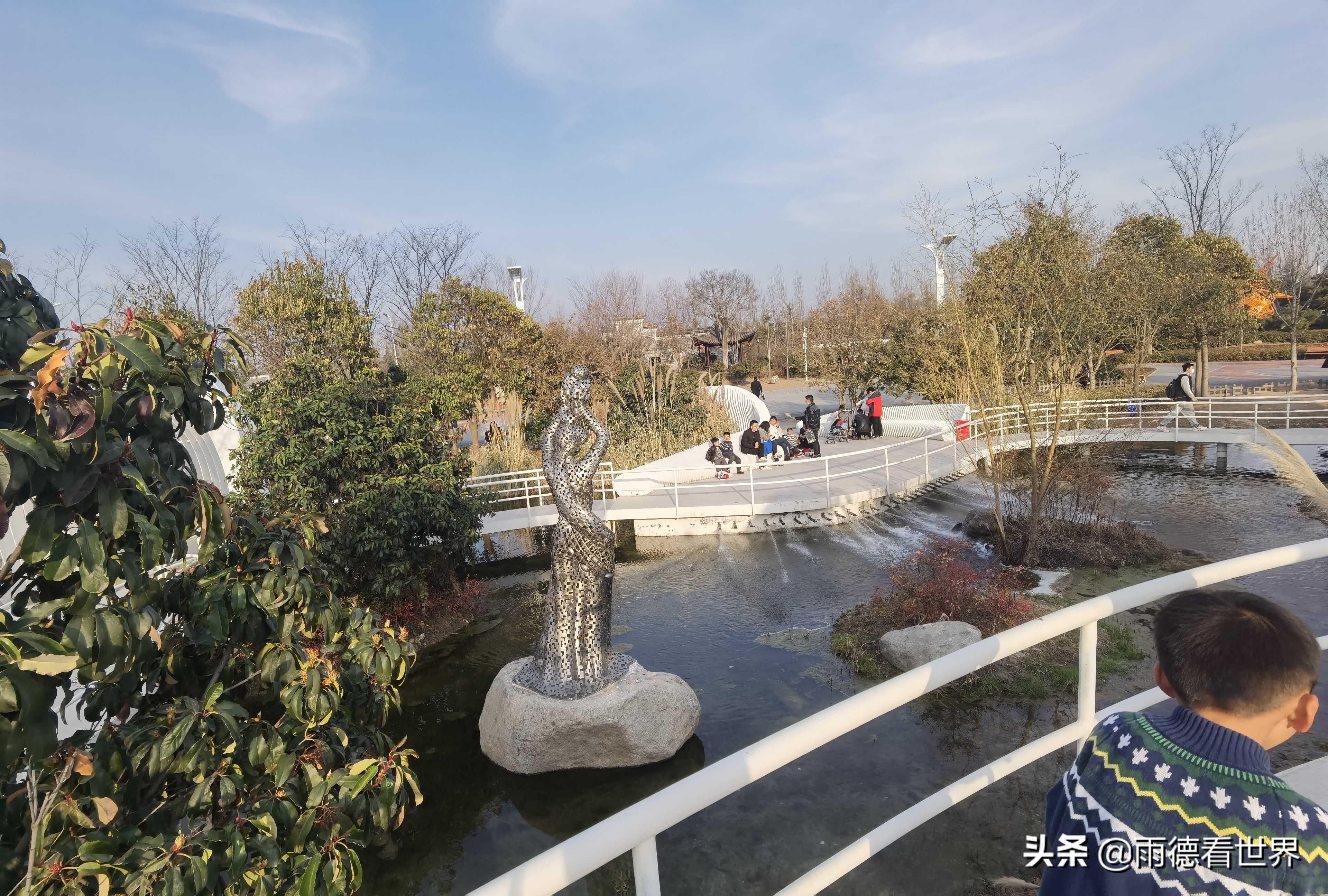 关于郑州园博园评价,郑州园博园离黄帝千古情多远