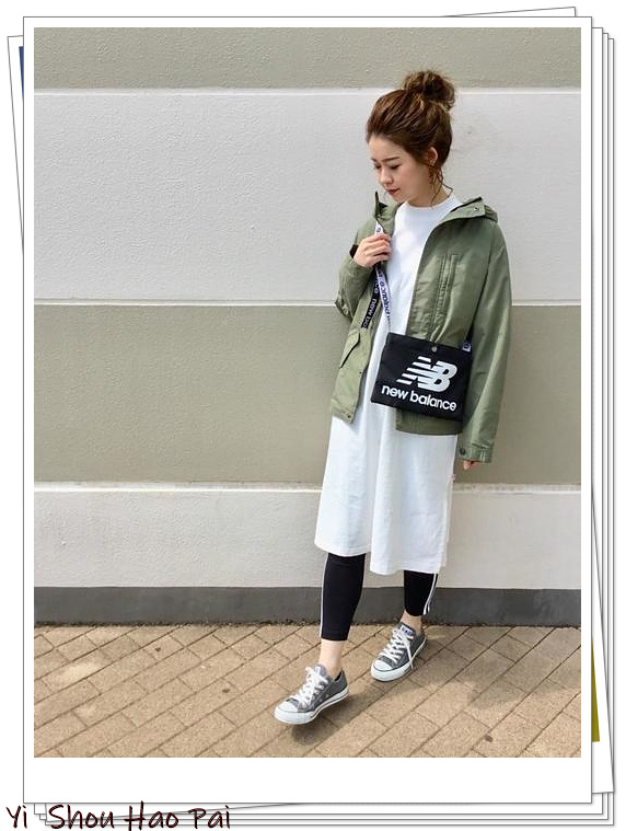 Adidas的单品怎么搭？日本时尚女人的运动风穿搭示范，时髦吸睛