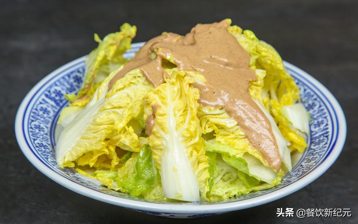 为何男主持说乾隆白菜是凉菜,主持人如何看待乾隆白菜