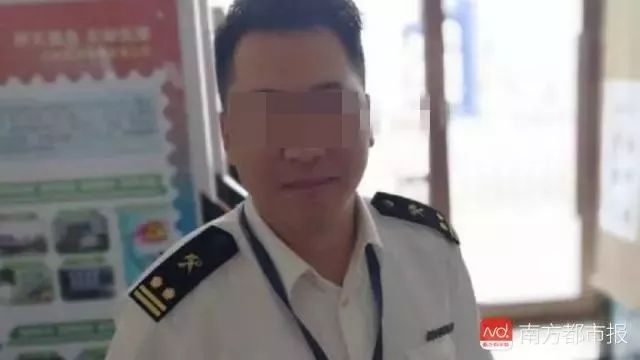 大连海关关员出轨多名女代购,遭举报出轨14名代购海关关员被查