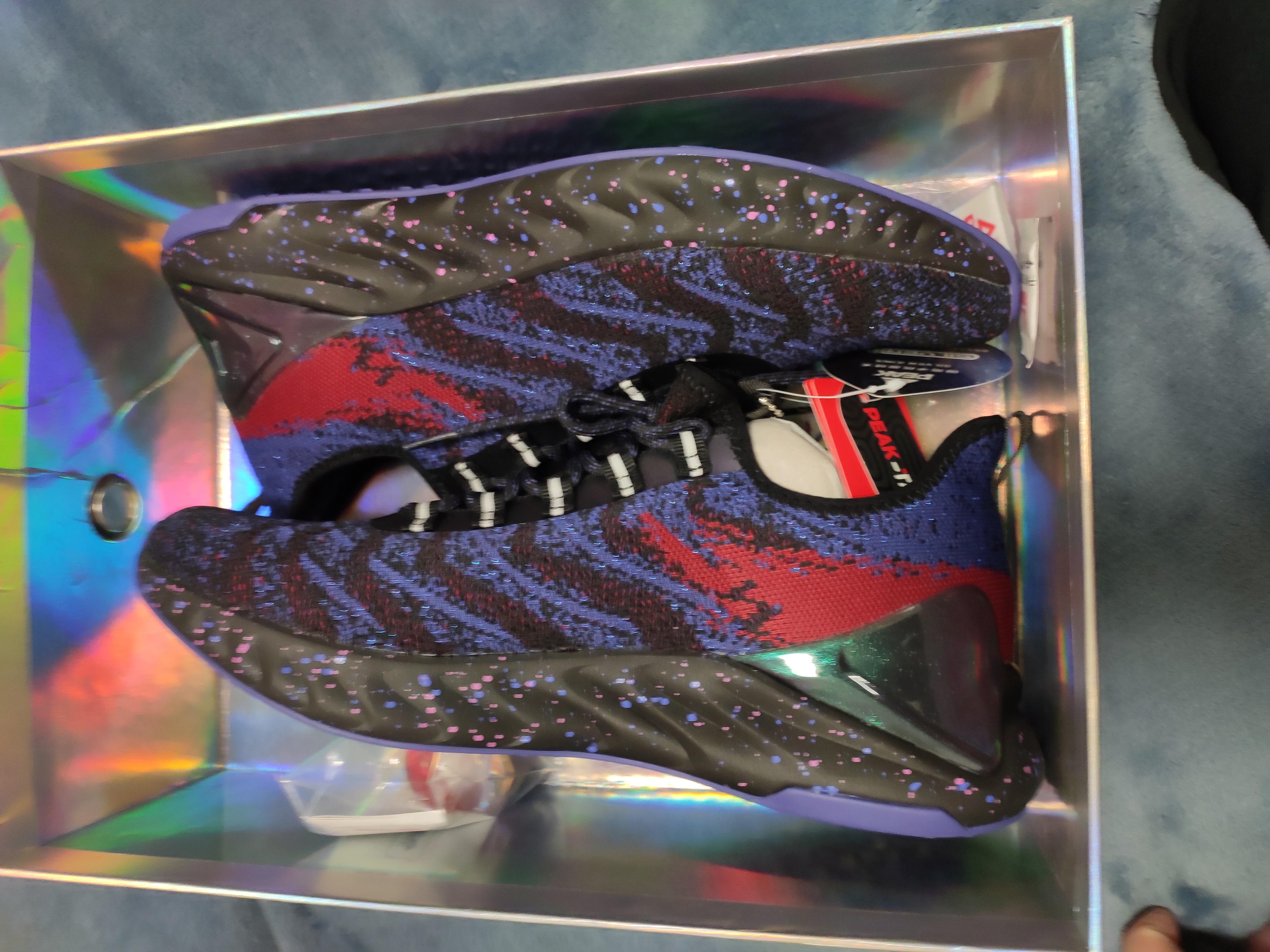 匹克态极樱花粉跑鞋实战测评,脚感爆棚的鞋国货