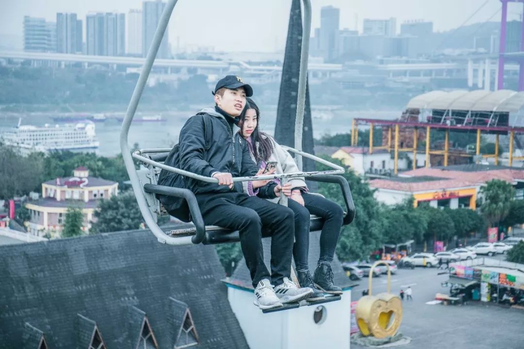 重庆洋人街搬走了哪里好玩一点,重庆洋人街游乐场搬到哪去了