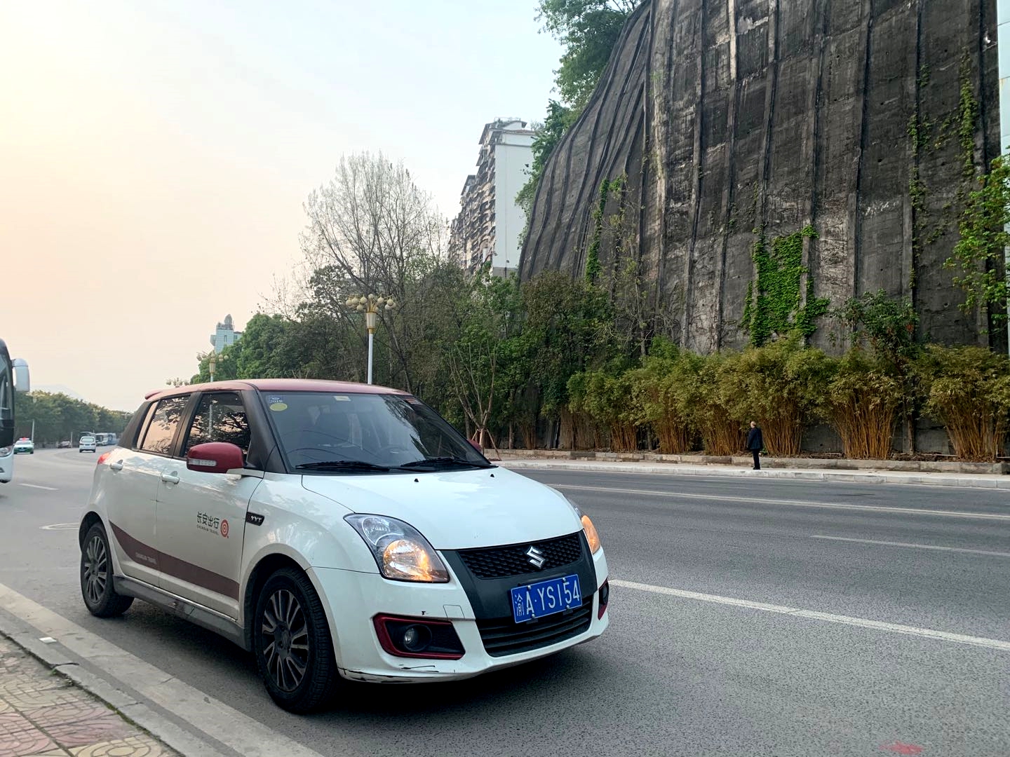 试驾长安铃木雨燕,长安新款雨燕