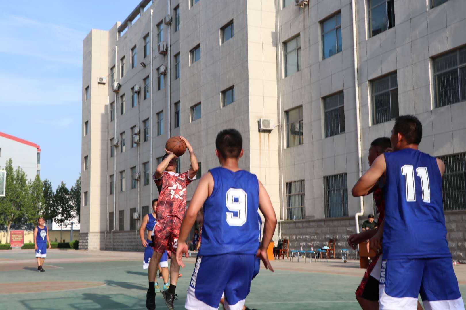 “篮”有看点、“足”够激烈|速来围观“卫士杯”巅峰对决!