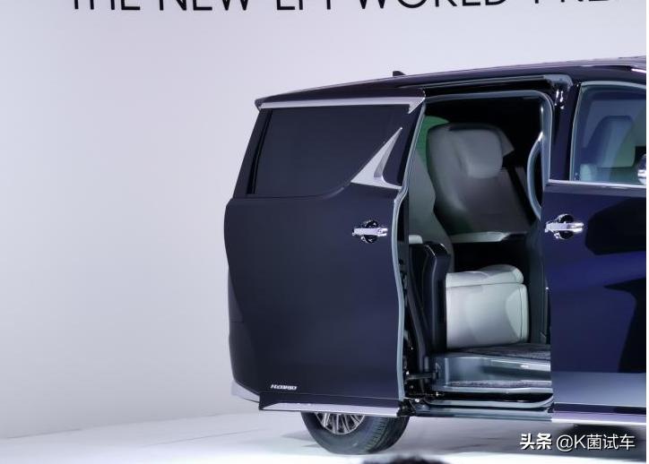 雷克萨斯lm300h4座落地多少钱,雷克萨斯lm300h四座顶配多少钱