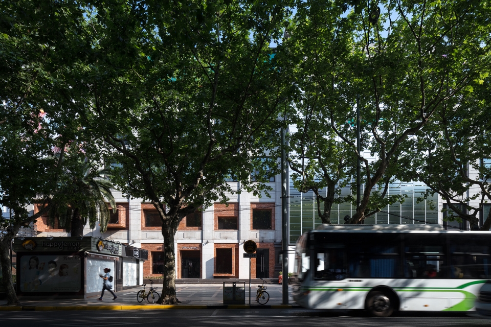 ur华师旗舰店,ur莘庄旗舰店