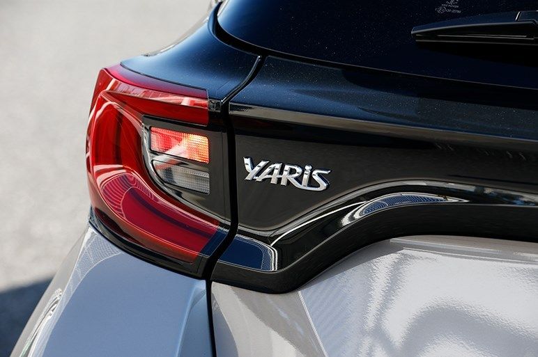 丰田雅力士2011款1.6g自动炫动版,全新丰田雅力士gr