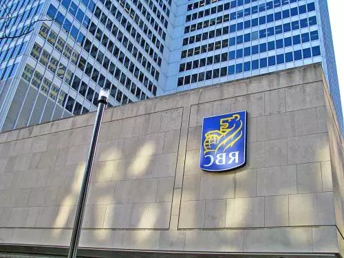 加拿大简介视频,加拿大大山简介