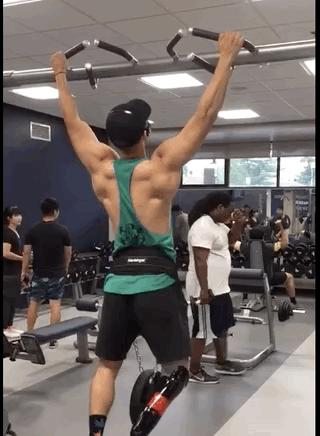 中国留学生被截肢,励志留学生