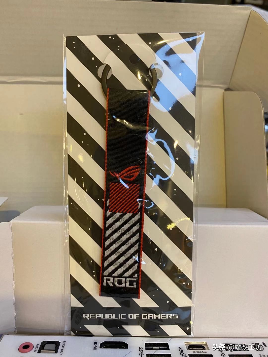 出厂即卡死！AMD锐龙5600X处理器+华硕ROG吹雪主板