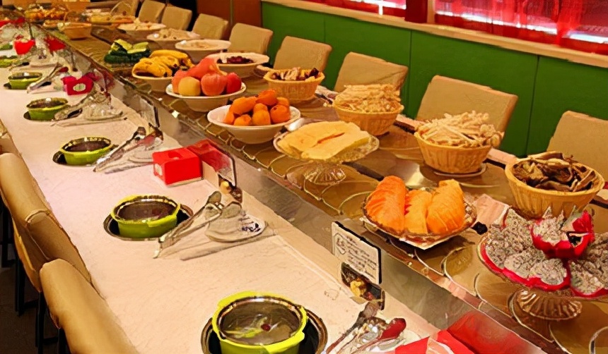 旋转小火锅设备全套多少钱,旋转小火锅