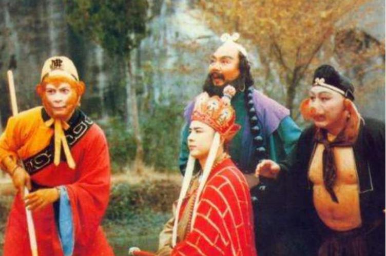 各版西游记蜘蛛精对比,浙版西游记蜘蛛精露出长腿迷惑人