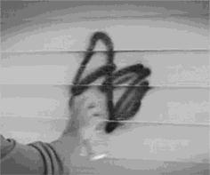 白墙裂缝用什么方法好得快,发霉白墙怎么重新刷