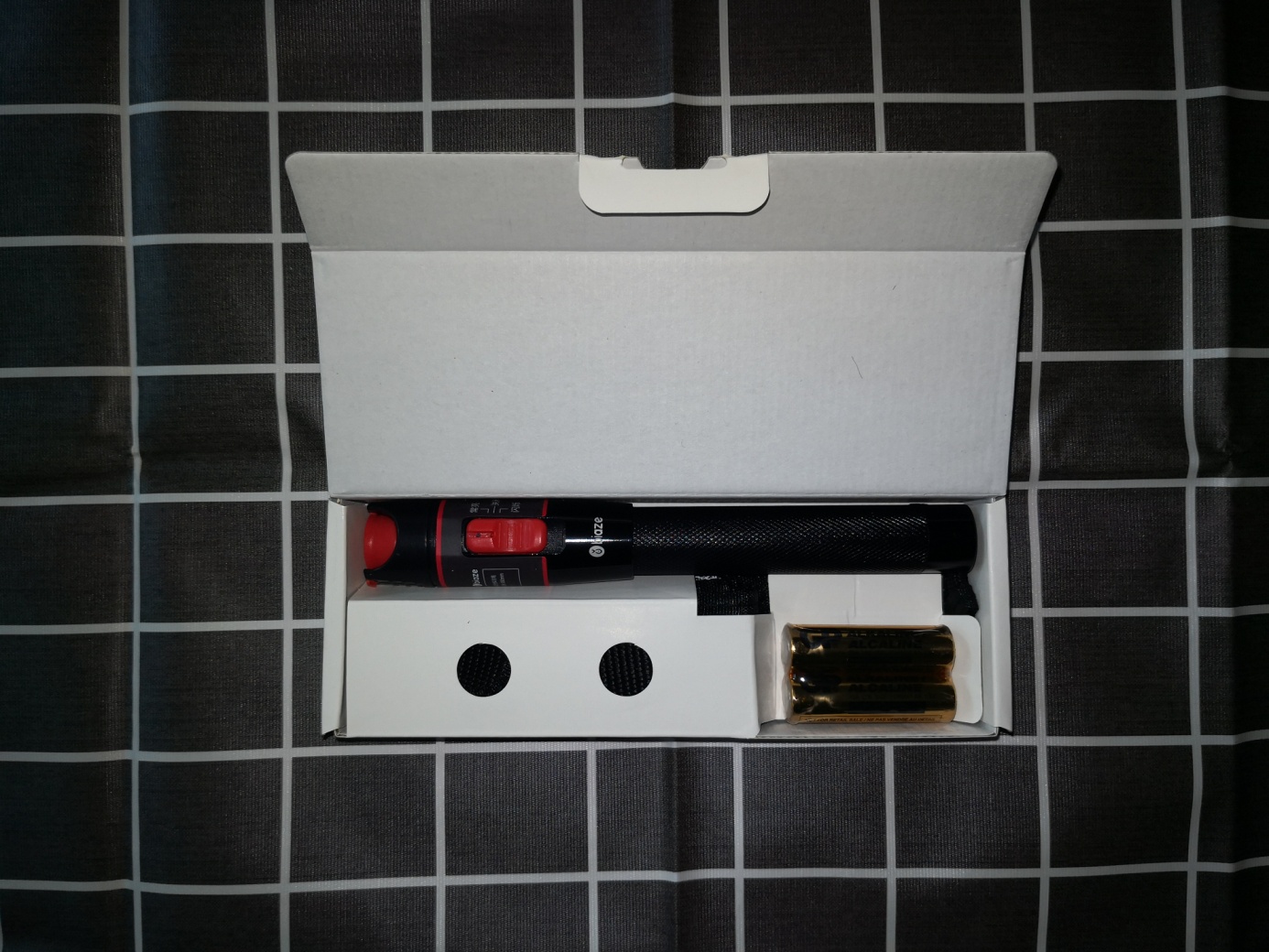 看到红点,线路通畅-毕亚兹光纤探测器评测