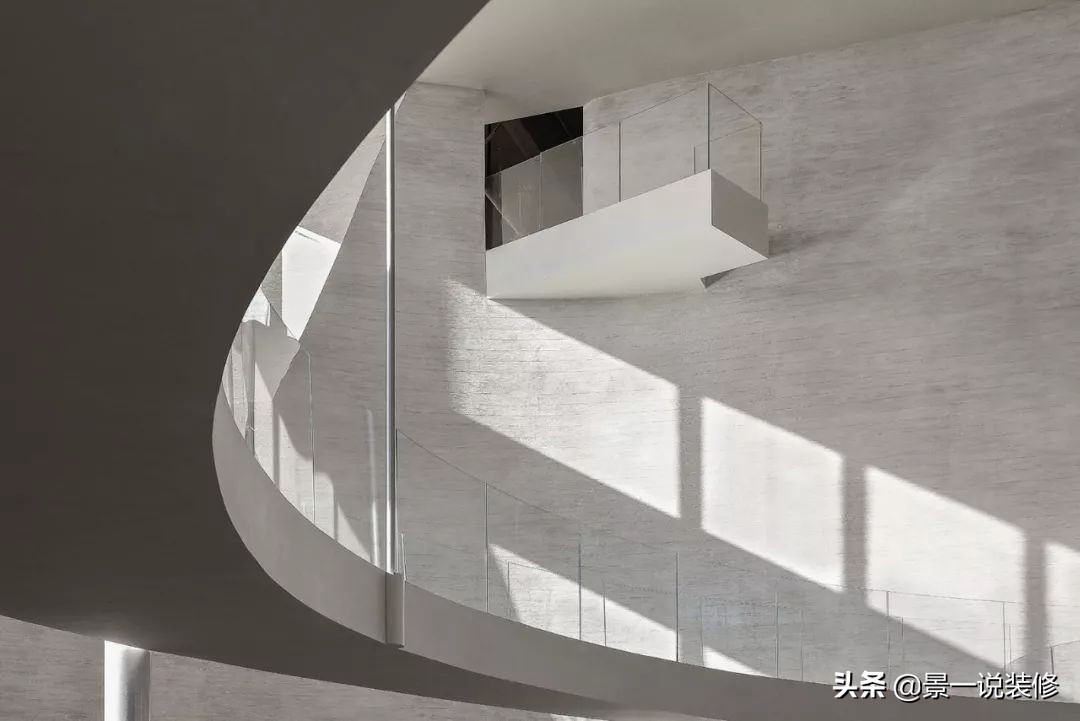 这些典线型房子，国外顶尖设计师作品，比你的矩形空间有意思多了