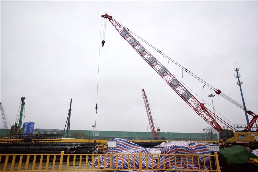 下飞机到高铁站要多久,下飞机半个小时还来得及坐高铁么