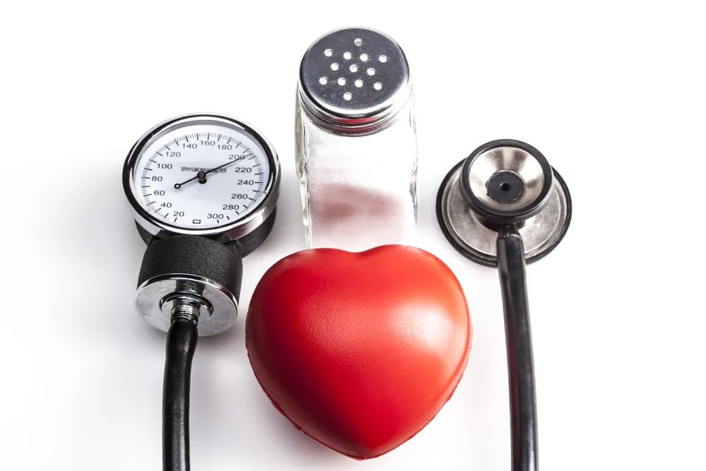 宝宝几个月可吃加盐食物,1岁宝宝需要额外加盐吗