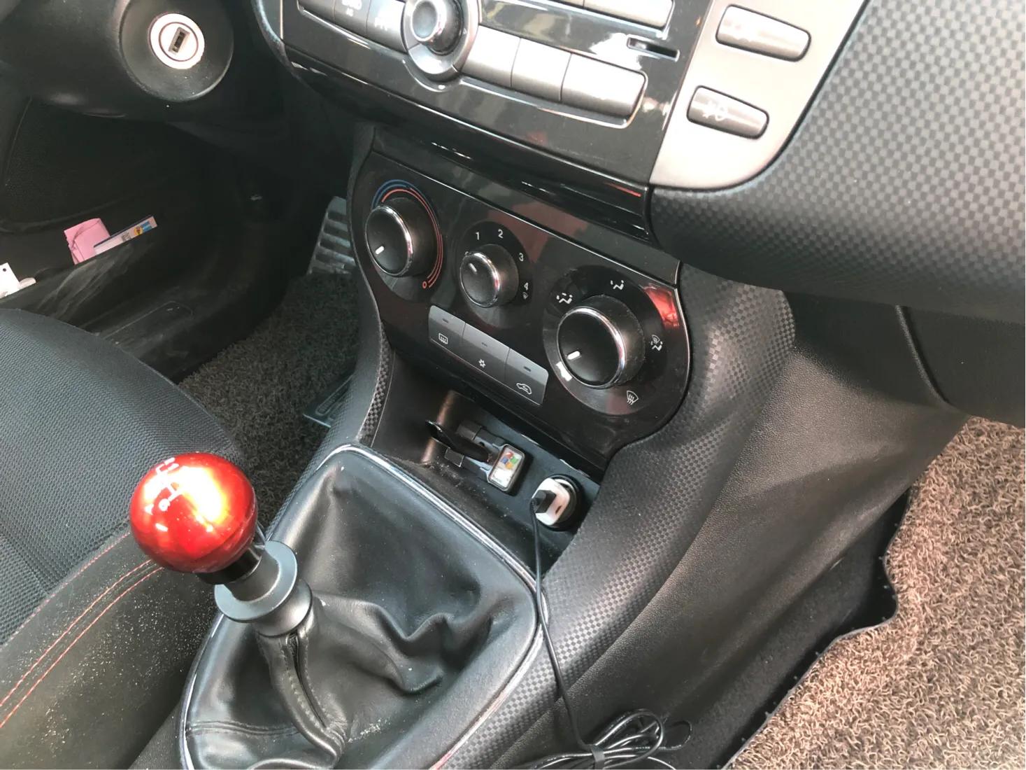 另类意大利小钢炮、150匹6速手动档只是高尔夫R的购置税