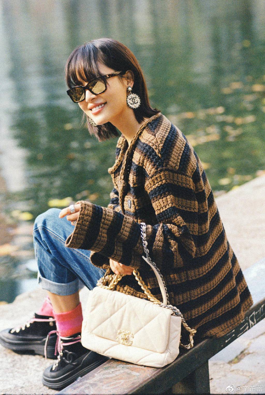 怎么用我们的头发整理八字刘海,干燥头发怎么打理刘海好看