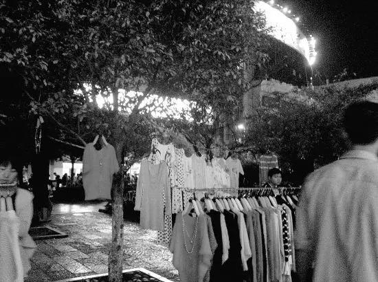 摆摊什么产品成本低利润高,摆摊成本小利润高