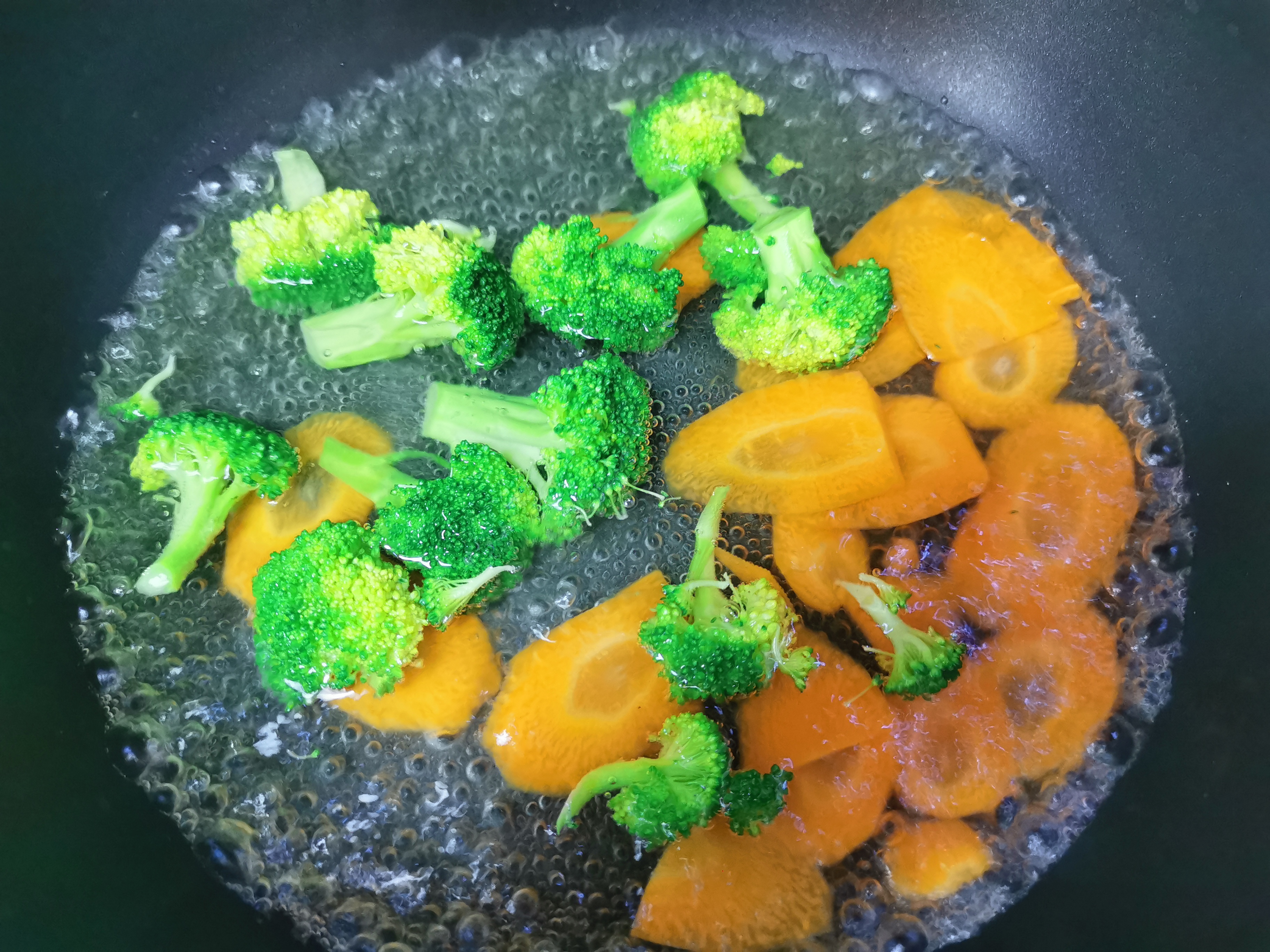 立秋后孩子吃它猛长个,冷天孩子多吃这菜护眼促发育