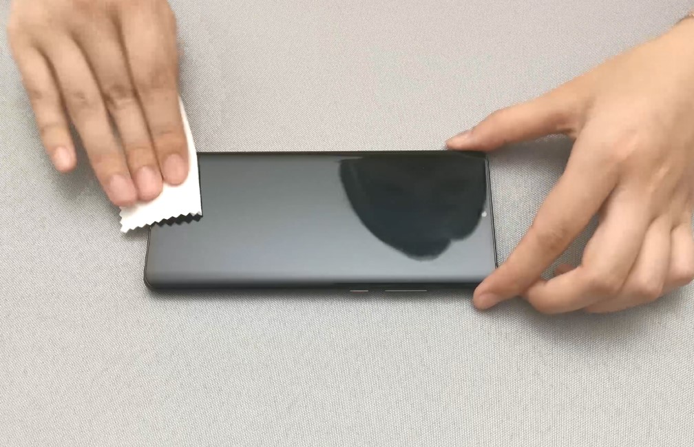 手机钢化膜总有一角贴不实怎么办,手机贴钢化膜边上有白边怎么办