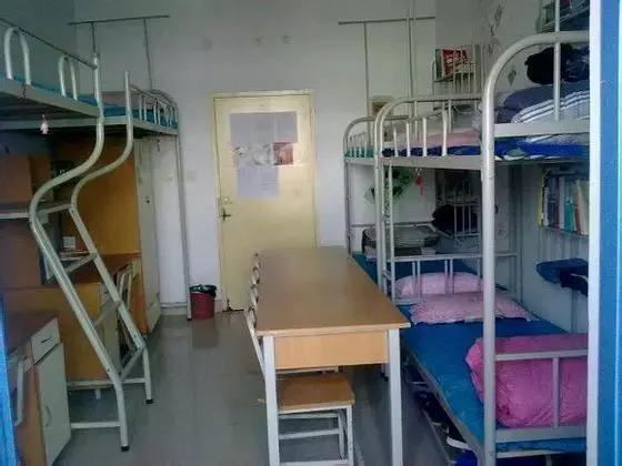 西安商贸科技技术学校宿舍,西安高新职业技术学院宿舍