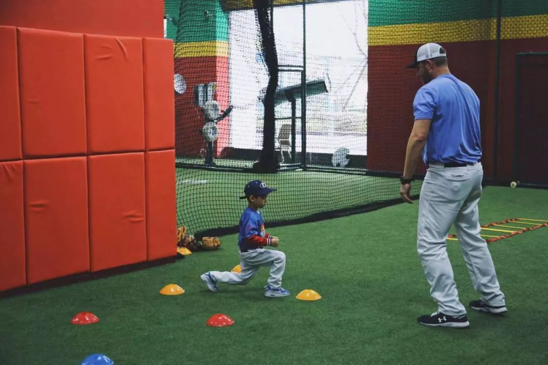 酷炫!圈粉成都娃的这些“贵族运动”到底“贵”在哪?