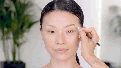 被美妆博主推荐的口红,美妆博主推荐的彩妆套装是真的吗