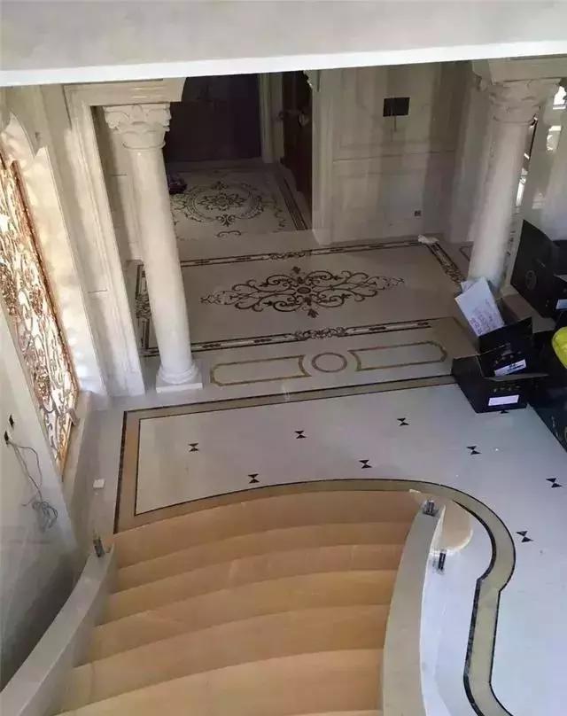 旋转楼梯石材量尺,旋转楼梯的石材做法大全