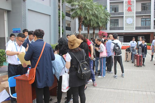 深圳明德实验学校和上南哪个好,深圳明德实验学校碧海校区排名