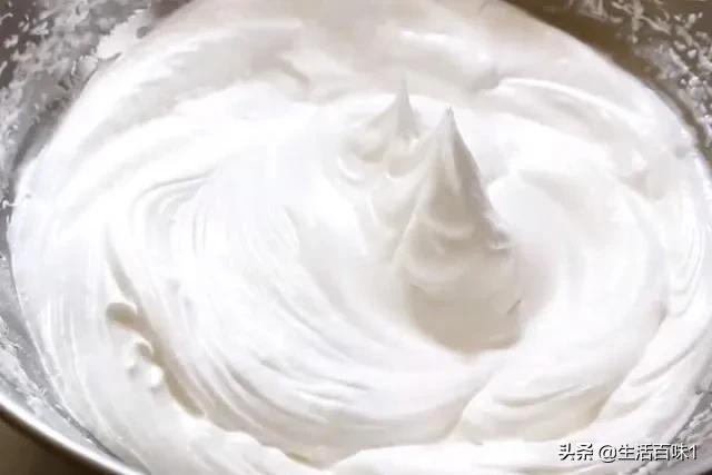 6个鸡蛋做电饭锅蛋糕放多少面粉,电饭锅做蛋糕牛奶面粉鸡蛋的比例