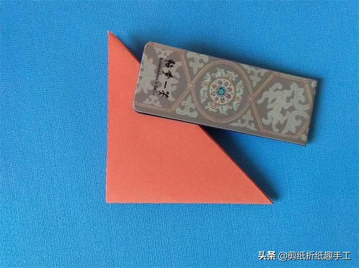 福字的由来过年为什么要贴福字,过年时倒着贴福字的寓意