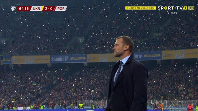 舍甫琴科金球奖夺冠视频,舍甫琴科举起金球奖