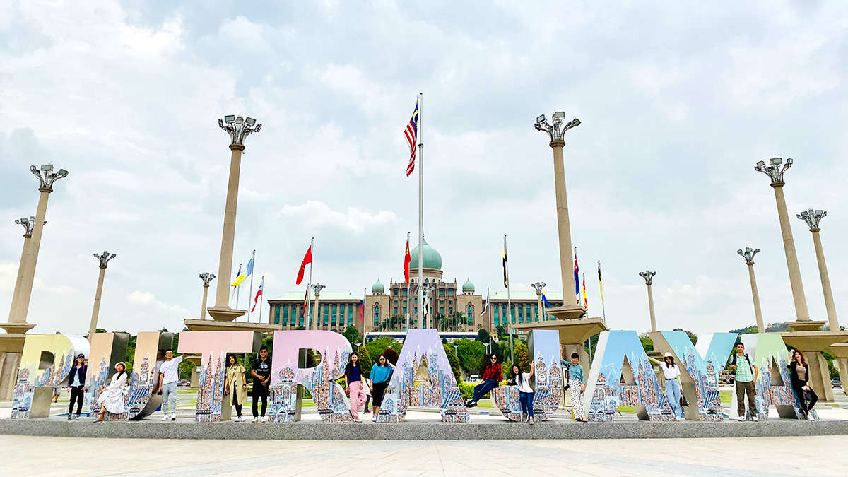 吉隆坡马六甲新山路线如何走,马来西亚新马泰旅游攻略