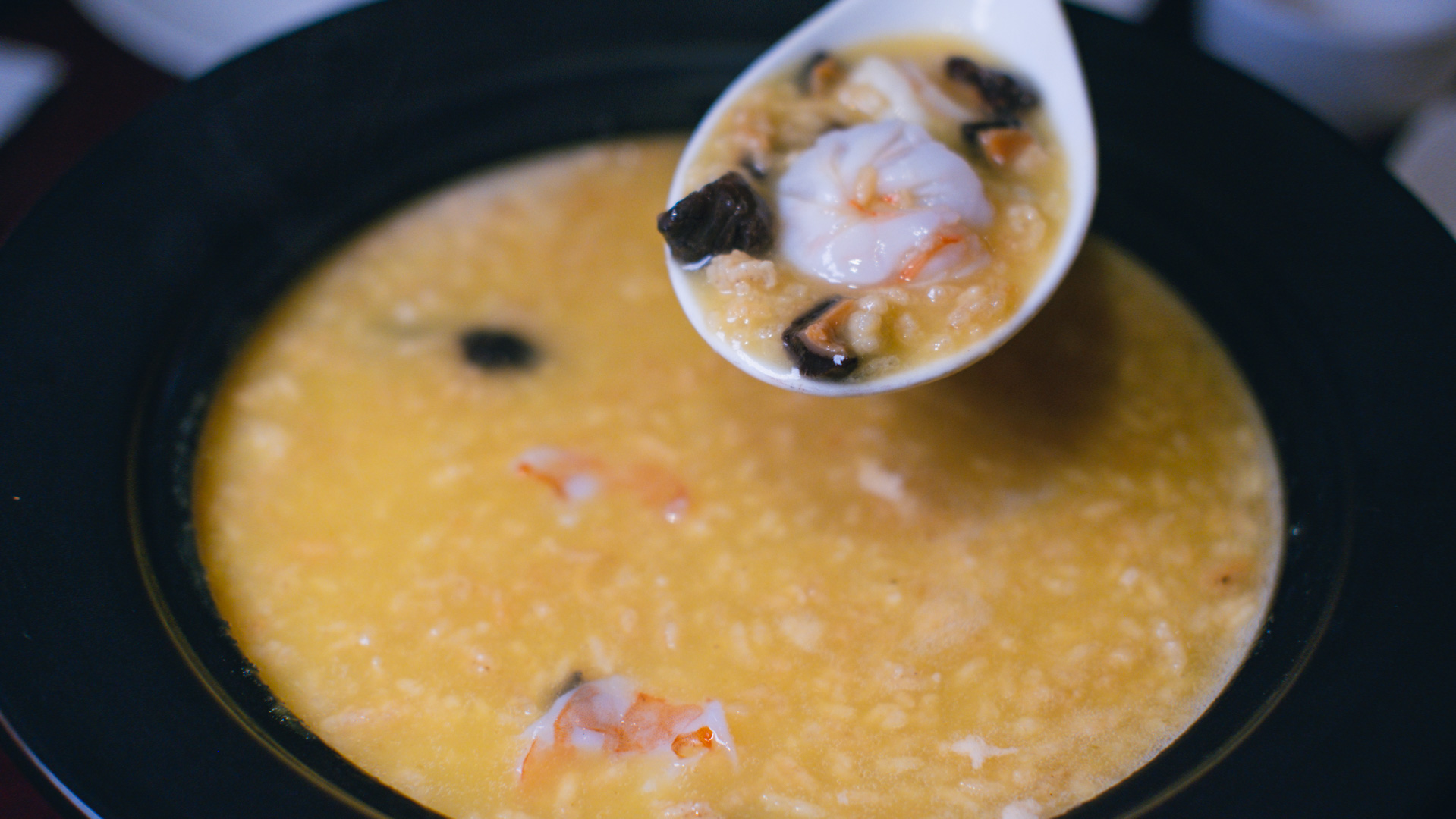 想尝尝老大连街的味道吗?这家店带你感受浓浓“大连范”