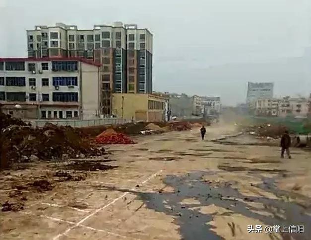 黄河滩挖机陷车事故,汝州挖机压死人事件