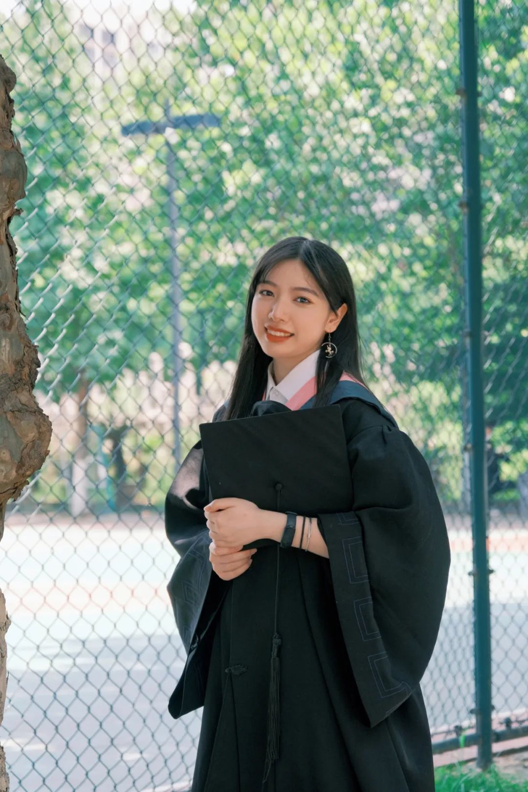 美院中国风学士服,九大美术学院学士服