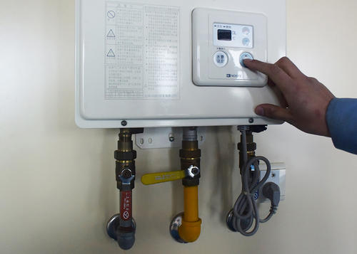 燃气热水器几百元和几千元区别,燃气热水器便宜的和贵的有啥区别