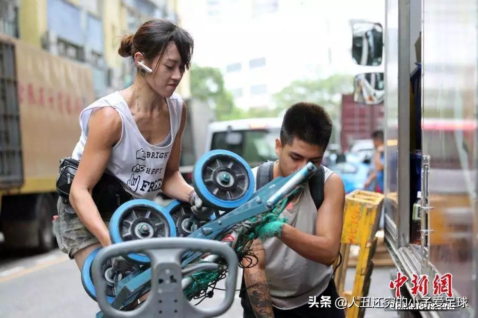 从一夜爆红到被疯狂质疑,香港罗拉搬运工