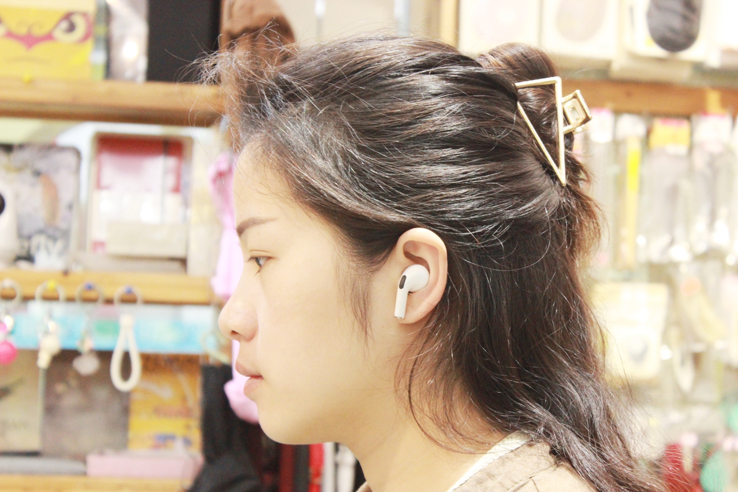 西圣ava蓝牙耳机建议购买吗,百元真无线蓝牙耳机性价比高