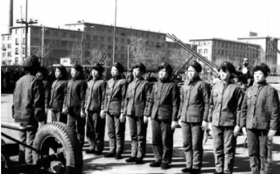 历史老照片1935年的辽宁沈阳,老照片镜头下1983年沈阳