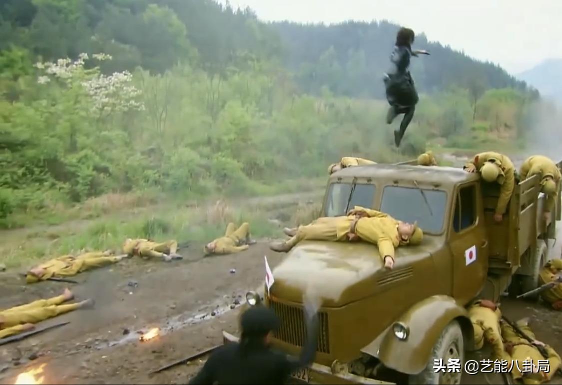 你见过杀鬼子前要涂YSL圆管的*击狙**手吗？