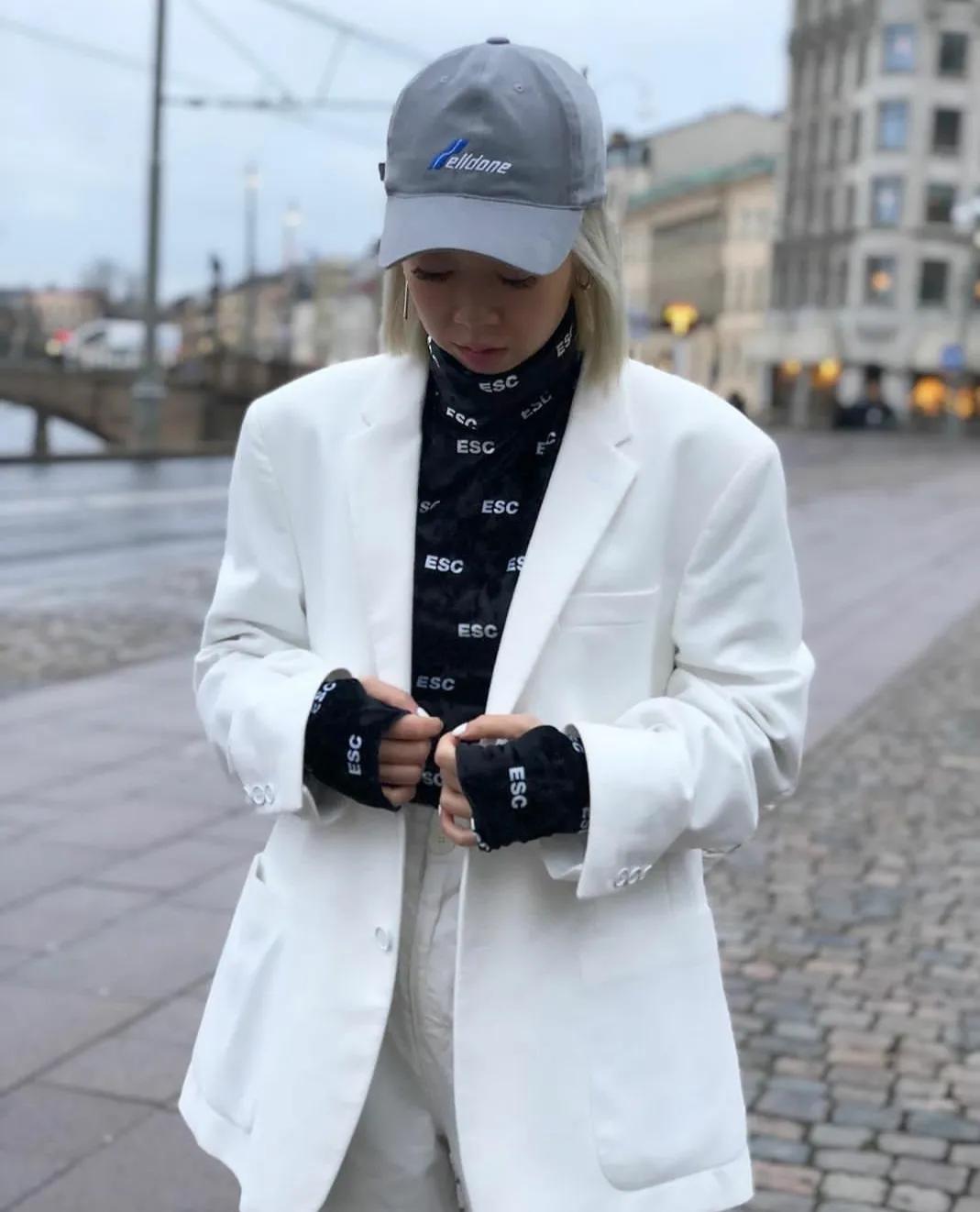 脸大额窄的头适合什么帽子,高额头脸短颧骨高适合什么帽子