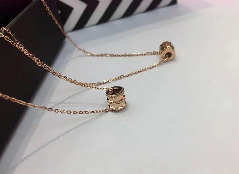 宝格丽小蛮腰弹簧款,六福小蛮腰项链