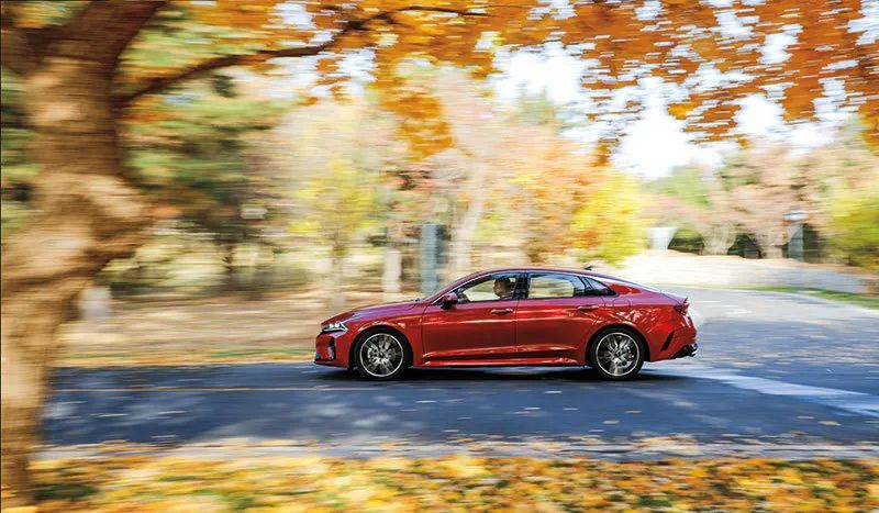 试驾起亚凯酷2.0t,悦达起亚凯酷测评