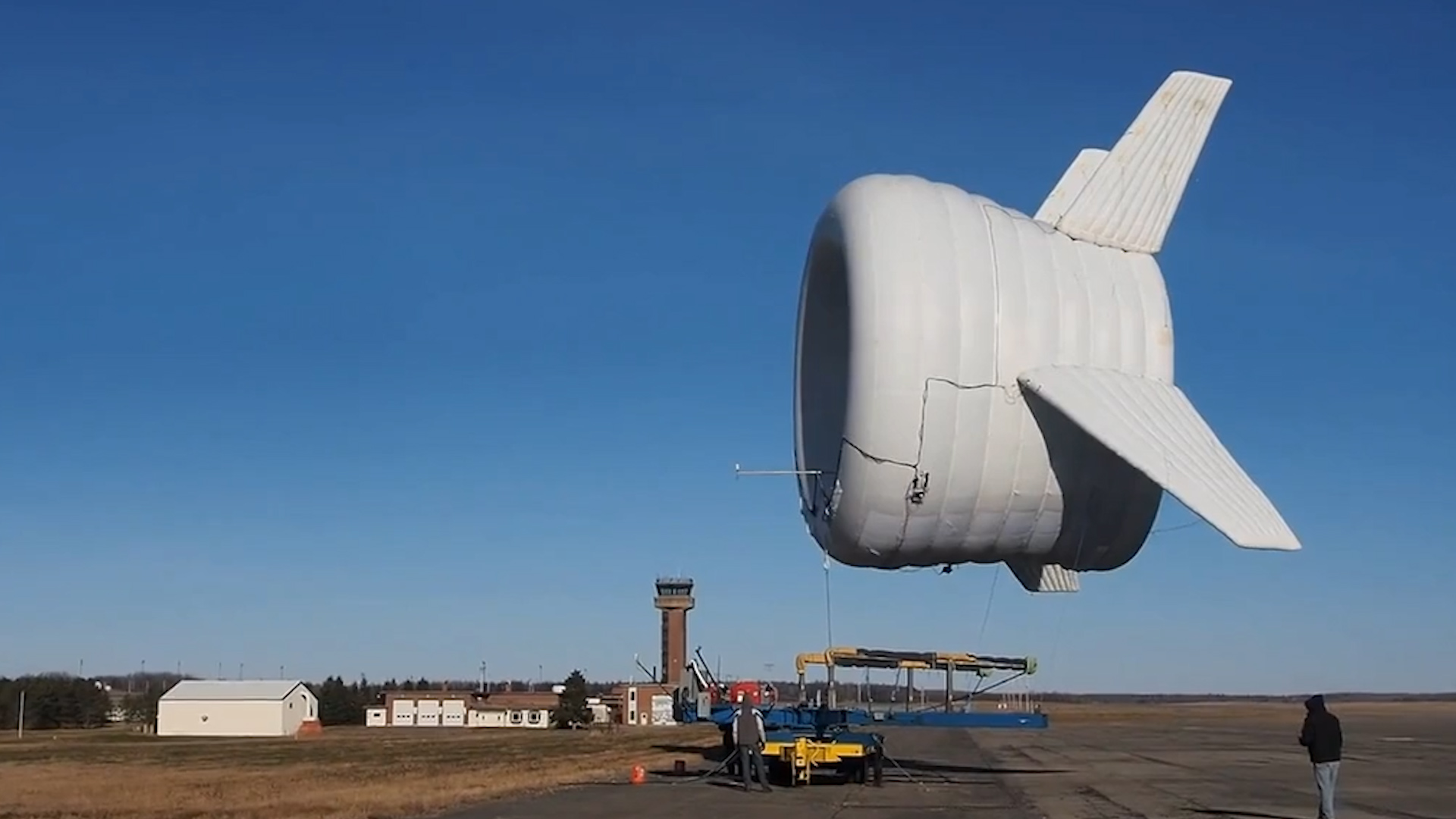 小型风力发电机能装家里吗,巨型风力发电机一分钟能发多少电