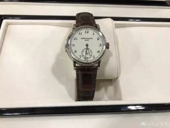 为逃海关，游客将275万的百达翡丽戴手上？律师：最高或判十年！