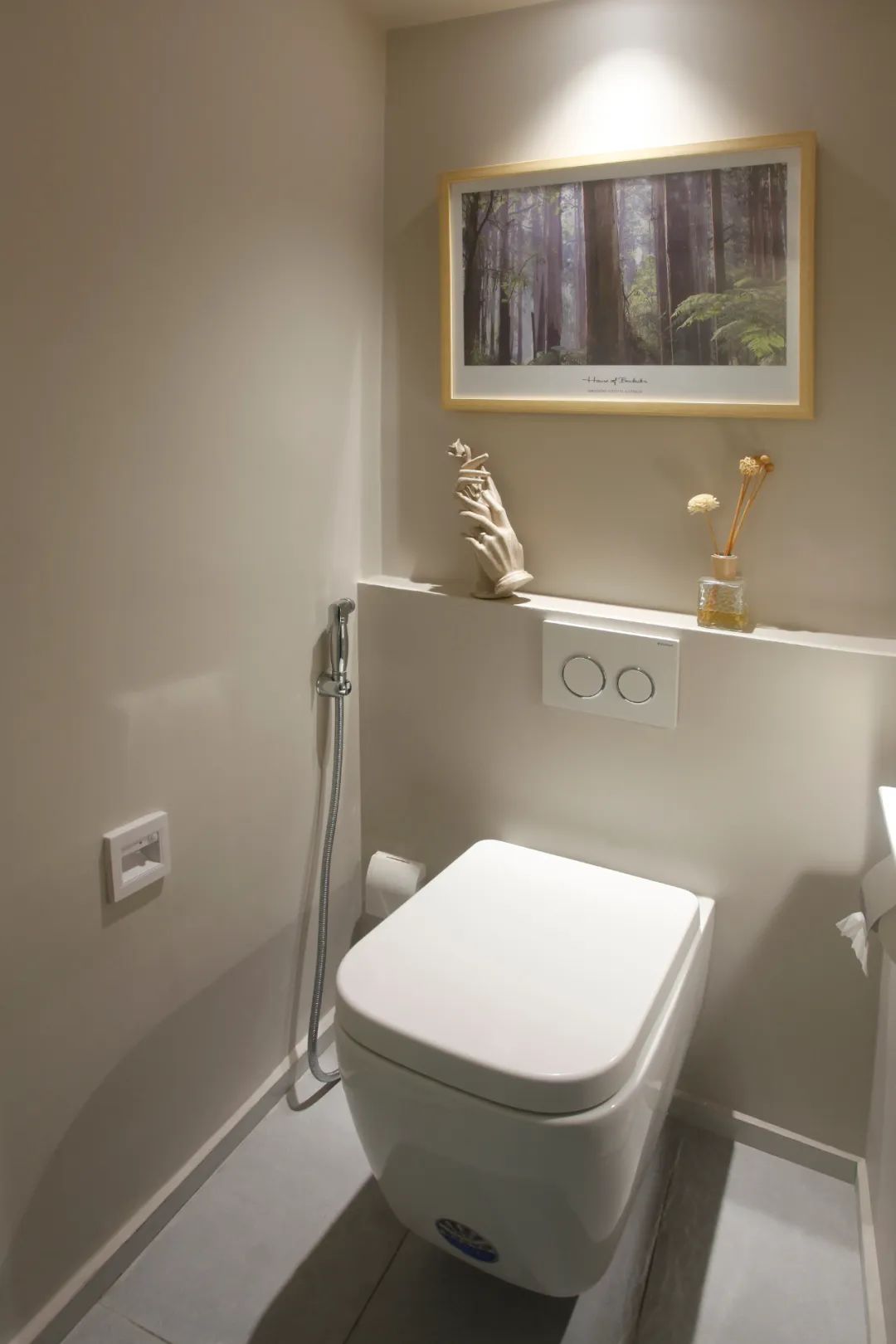 80㎡三口之家，餐厅里种树、可移动儿童房、大浴缸，日子又慢又美