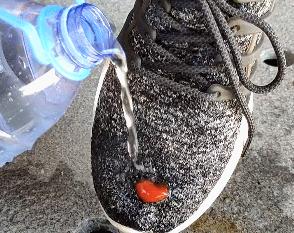 小米有品跑入国际“第一鞋”！可抵挡台风暴雨冲刷，性能完胜耐克